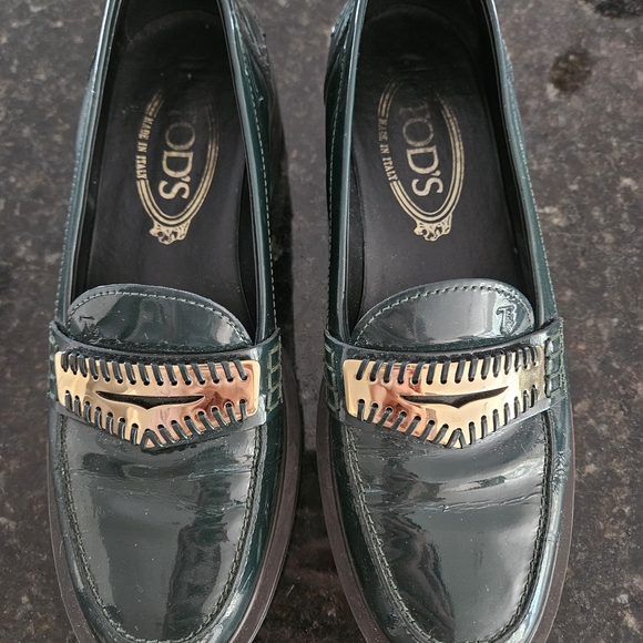 Tod´s Emerald Loafers with Metallic Accent